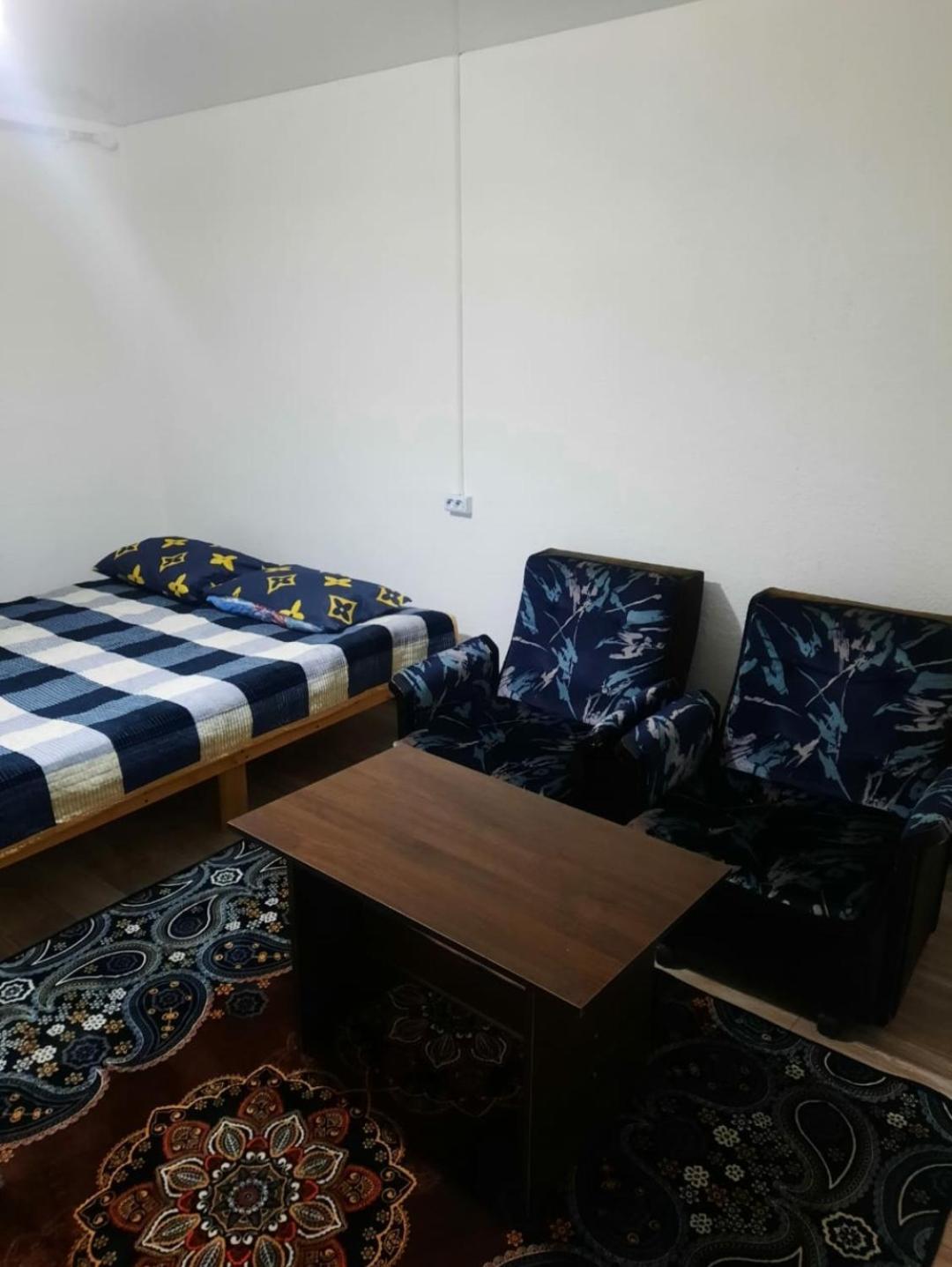 Атлант Hotel Бишкек Екстериор снимка